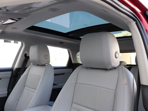 Used 2023 Land Rover Range Rover Evoque S image 63