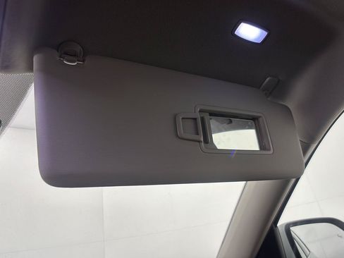 Used 2021 Volkswagen Atlas SE w/ Panoramic Sunroof Package AWD/4WD image 39