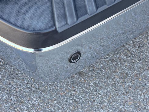 Used 2014 Ford F250 Lariat w/ Lariat Interior Package image 51