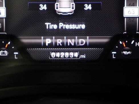 Certified 2022 RAM 1500 Laramie image 36