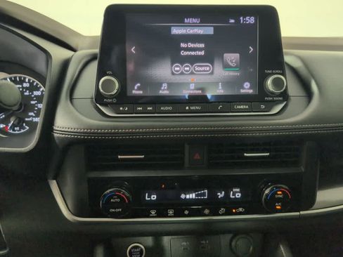 Used 2023 Nissan Rogue SV FWD image 24