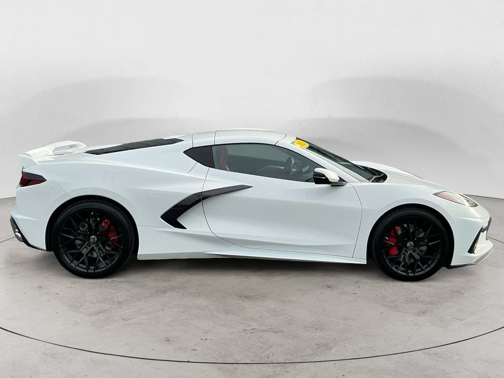 Used 2020 Chevrolet Corvette Stingray Preferred Cpe w/ 2LT Preferred Equipment Group RWD image 4