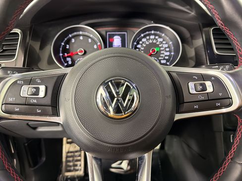 Used 2017 Volkswagen GTI Autobahn image 16