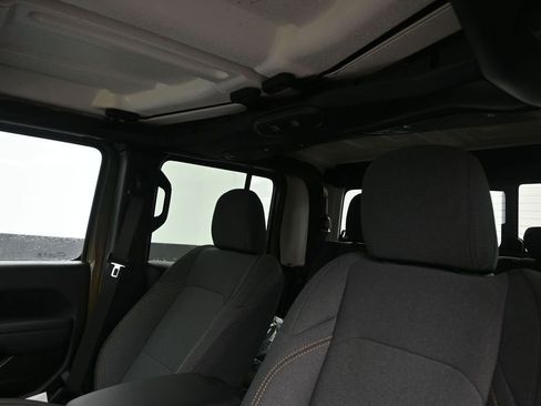 New 2026 Jeep Gladiator Sport AWD/4WD image 28