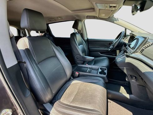 Used 2021 Honda Odyssey EX-L image 32