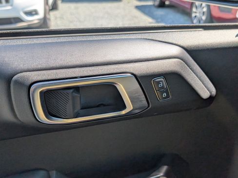 Used 2024 Ford Bronco Badlands image 20