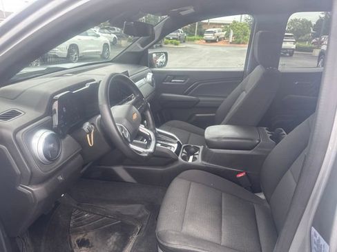 Used 2023 Chevrolet Colorado LT w/ LT Convenience Package AWD/4WD image 8
