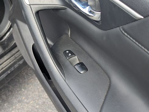 Used 2015 Nissan Altima 2.5 S w/ Power Driver Seat Package FWD image 33