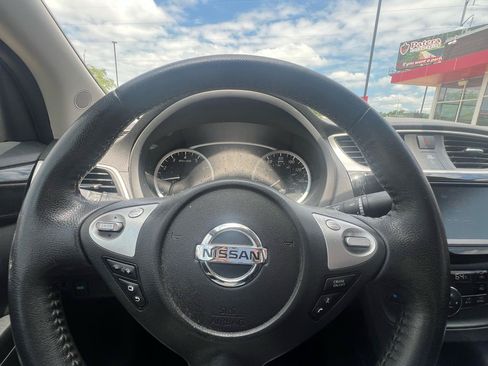 Used 2019 Nissan Sentra SV FWD image 13