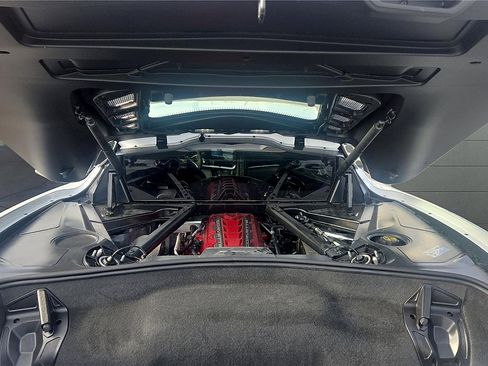 Used 2023 Chevrolet Corvette Stingray Premium Cpe w/ Z51 Performance Package RWD image 27