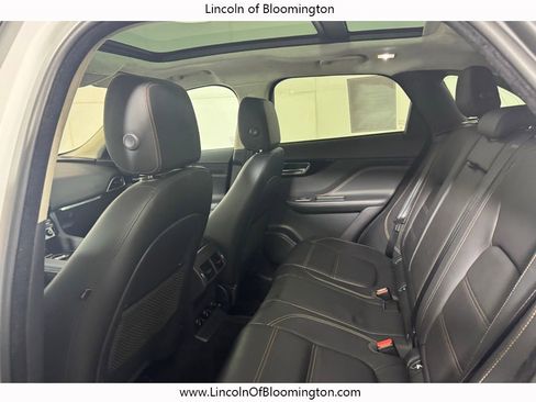 Used 2019 Jaguar F-PACE Prestige image 30