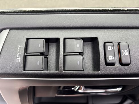 Certified 2023 Toyota 4Runner Limited AWD/4WD image 17