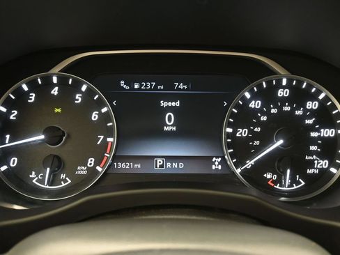 Certified 2025 Nissan Frontier SV AWD/4WD image 17