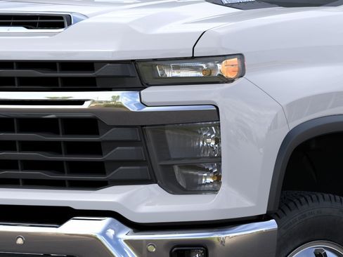 New 2026 Chevrolet Silverado 3500 LT AWD/4WD image 10
