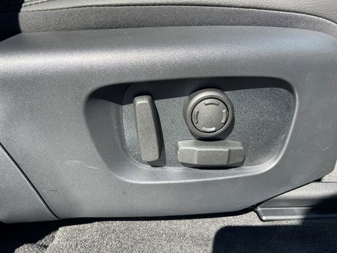 New 2024 Land Rover Range Rover Evoque Dynamic SE image 26