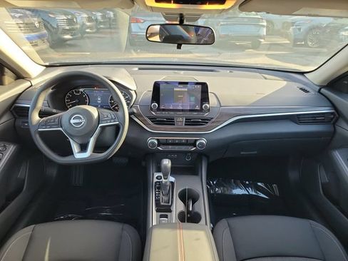 New 2026 Nissan Altima 2.5 SV AWD/4WD image 7