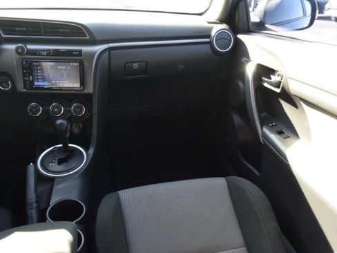 Used 2016 Scion tC image 24