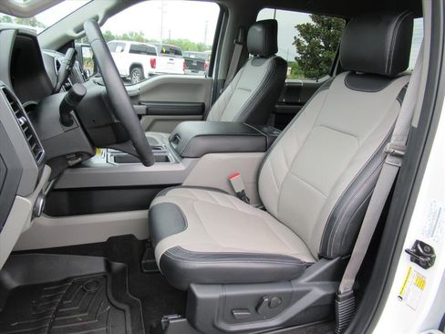 Used 2020 Ford F150 XLT w/ Equipment Group 302A Luxury AWD/4WD image 18