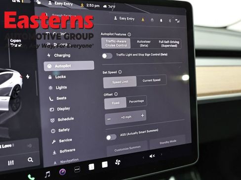 Used 2023 Tesla Model 3 Standard Range image 15