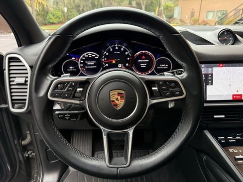 Used 2019 Porsche Cayenne image 14
