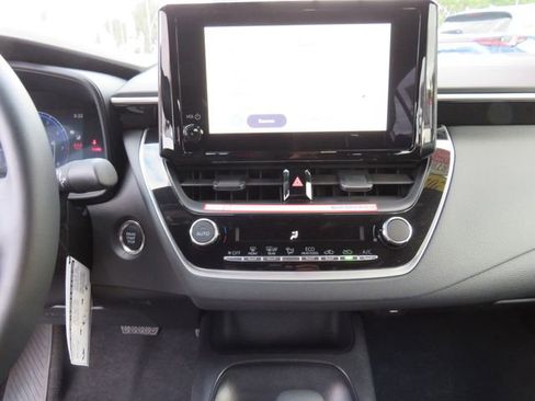 Certified 2026 Toyota Corolla SE image 25