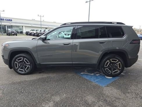 New 2026 Jeep Cherokee Laredo AWD/4WD image 28