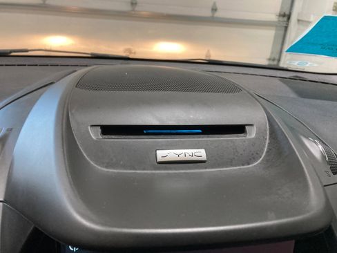 Used 2016 Ford Escape SE w/ Equipment Group 201A image 23