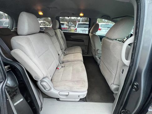 Used 2012 Honda Odyssey EX image 9