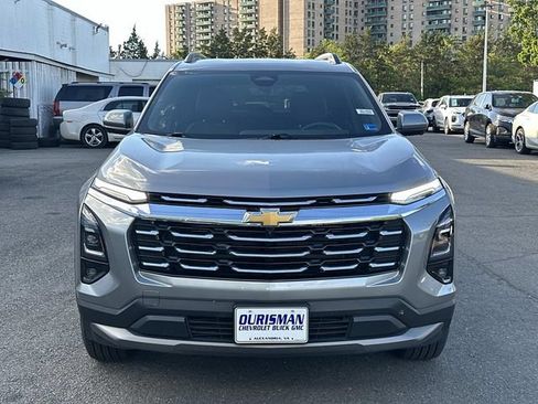 Used 2025 Chevrolet Equinox LT w/ Convenience Package II FWD image 6