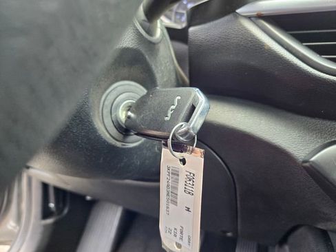 Used 2022 Kia Forte LXS FWD image 25