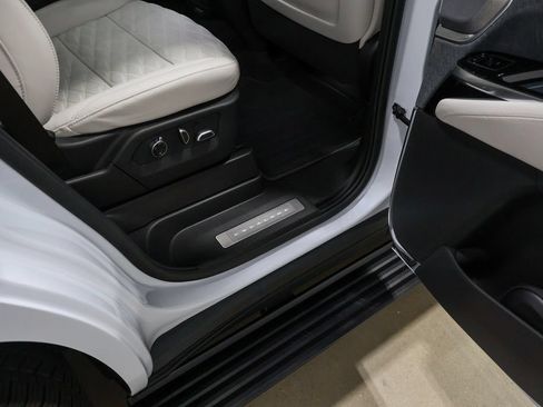 Used 2026 Cadillac Escalade V AWD/4WD image 51