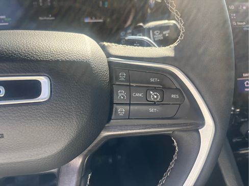 Used 2022 Jeep Grand Cherokee Limited 4xe AWD/4WD image 17