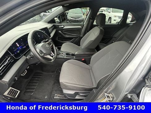 Used 2025 Volkswagen Jetta Sport FWD image 14