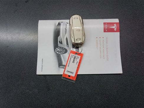 Used 2017 Tesla Model X 75D image 18