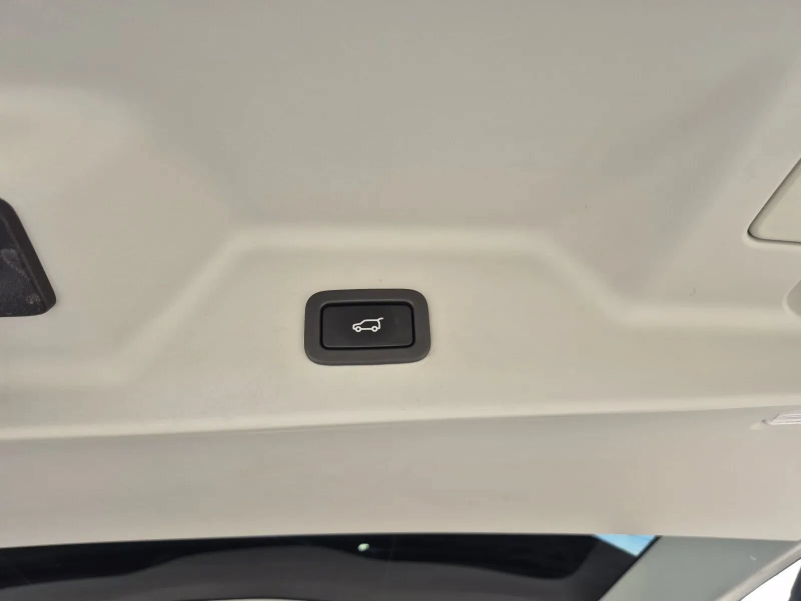 Used 2016 Land Rover Range Rover HSE AWD/4WD image 25