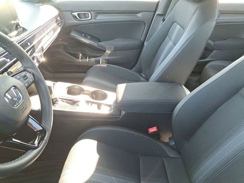 Used 2025 Honda Civic Sport image 9