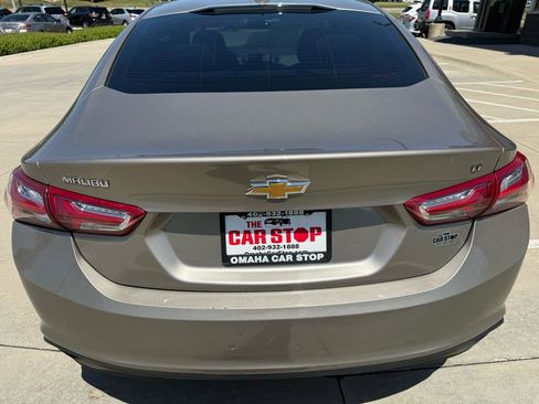 Used 2022 Chevrolet Malibu LT FWD image 9