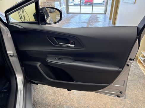 Used 2023 Toyota Prius Prime FWD image 24