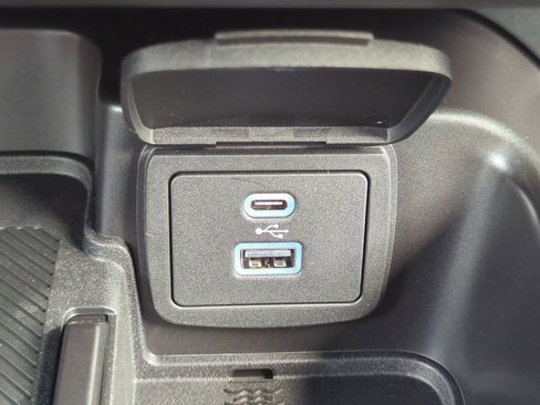 New 2025 Ford Bronco 4-Door image 19