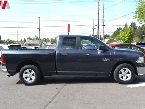 Used 2015 RAM 1500 Classic SLT image 6