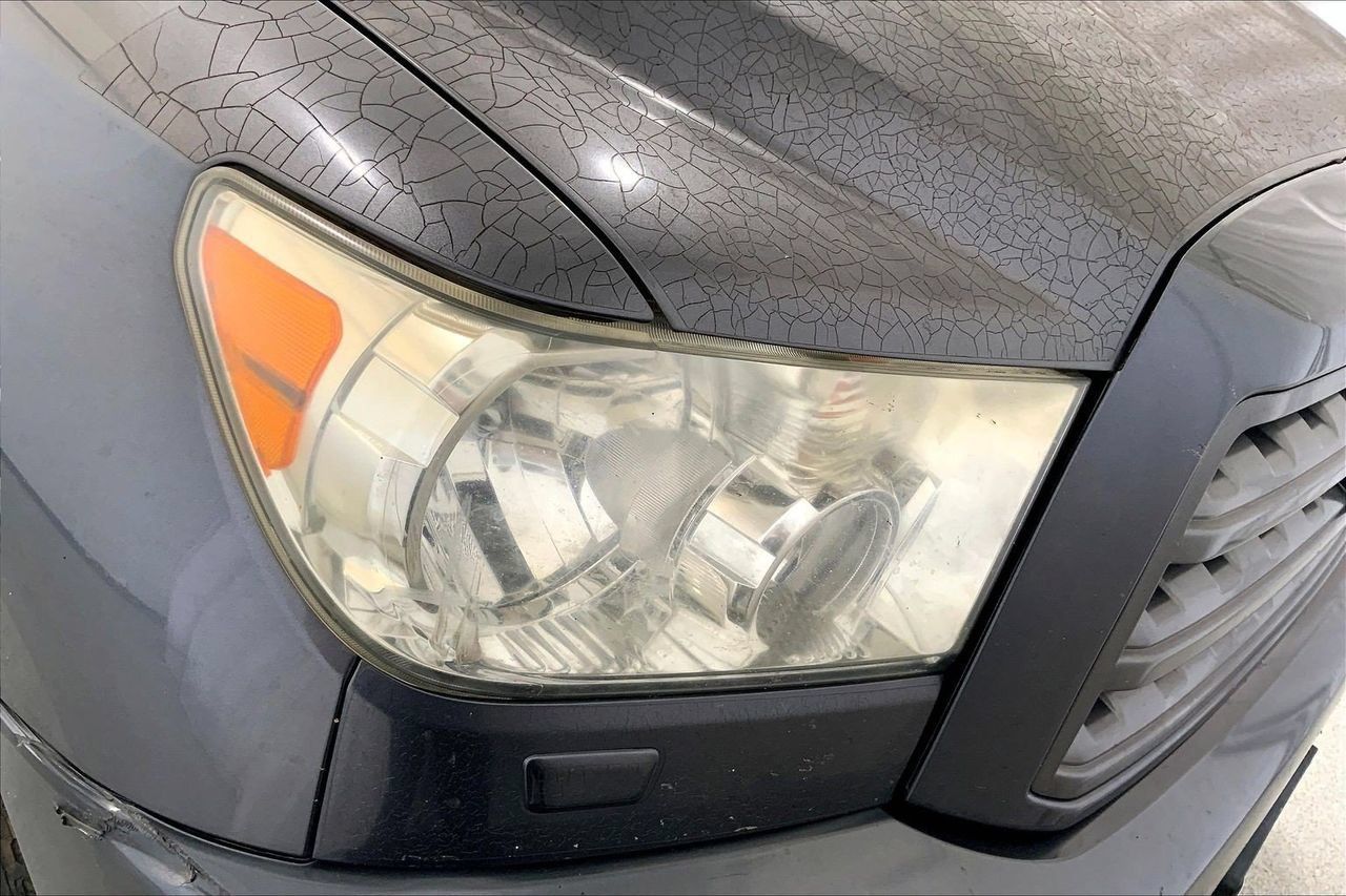 Used 2016 Toyota Sequoia Limited w/ Safety & Convenience Package RWD image 12