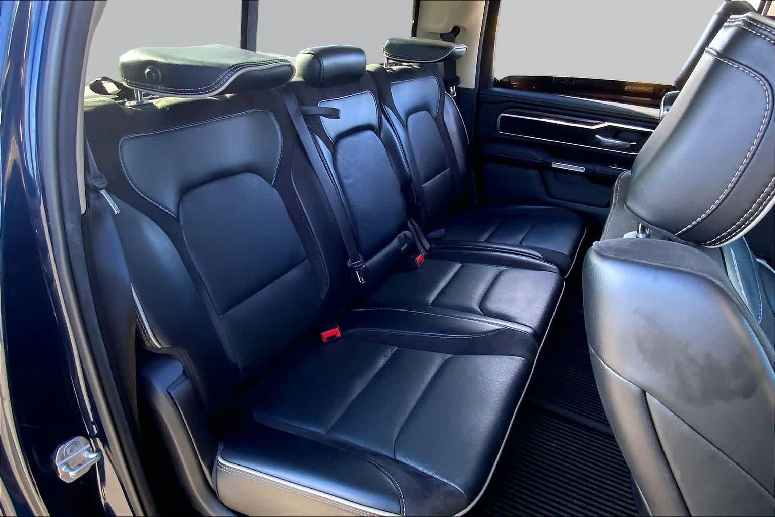 Used 2019 RAM 1500 Laramie AWD/4WD image 20