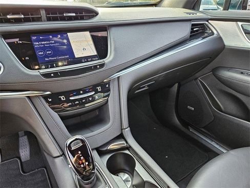 Certified 2025 Cadillac XT5 Premium Luxury image 21