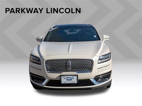 Used 2019 Lincoln Nautilus Reserve image 2