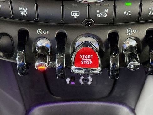 Used 2015 MINI Cooper 2-Door Hardtop image 15