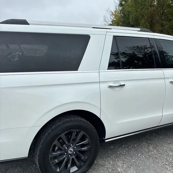 Used 2021 Ford Expedition Max Limited AWD/4WD image 8
