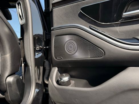 Used 2022 Mercedes-Benz S 500 4MATIC image 23