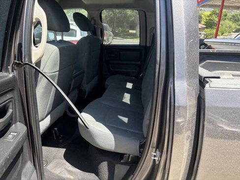 Used 2016 RAM 1500 Express image 17