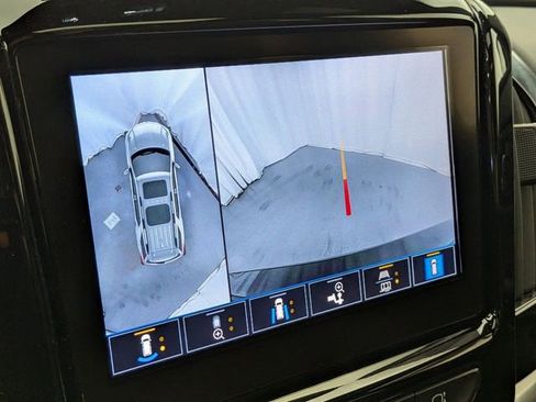 Used 2023 Chevrolet Traverse High Country w/ LPO, Floor Liner Package AWD/4WD image 15