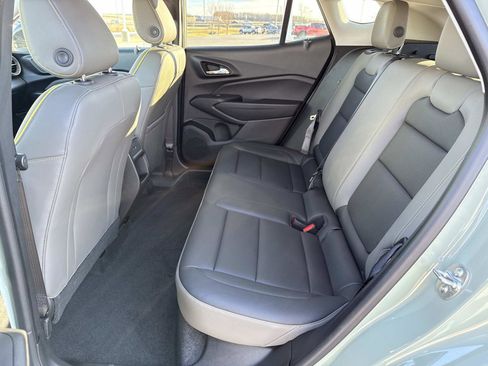 Used 2024 Chevrolet Trax ACTIV w/ Driver Confidence Package image 22